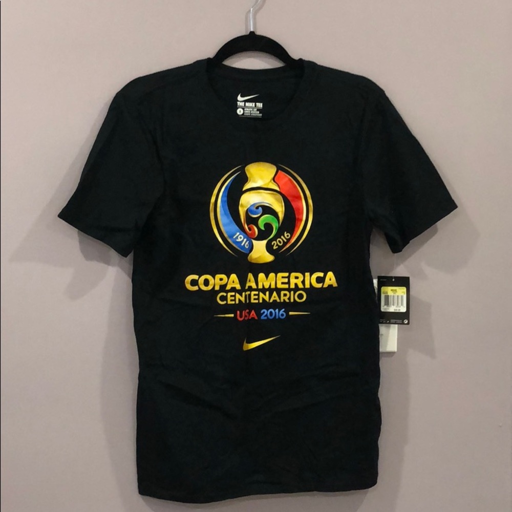Nike tshirt
